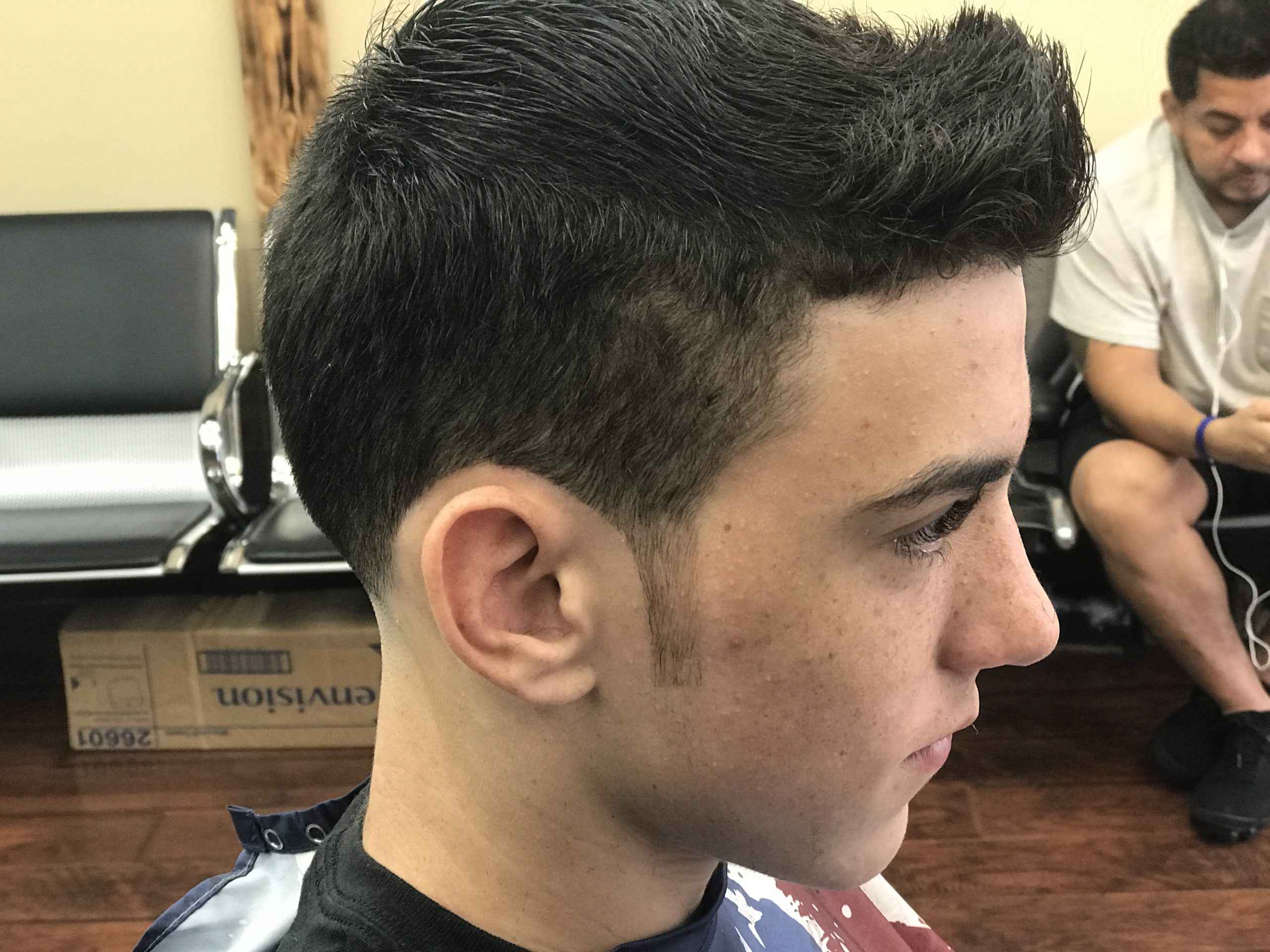 Side profile of a finished taper with a textured top